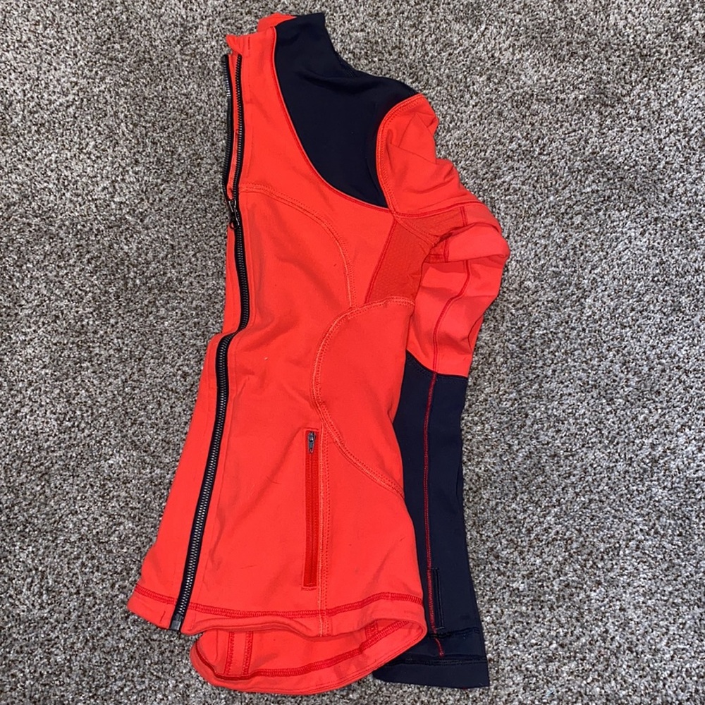 Lululemon jacket - Picture 4 of 5